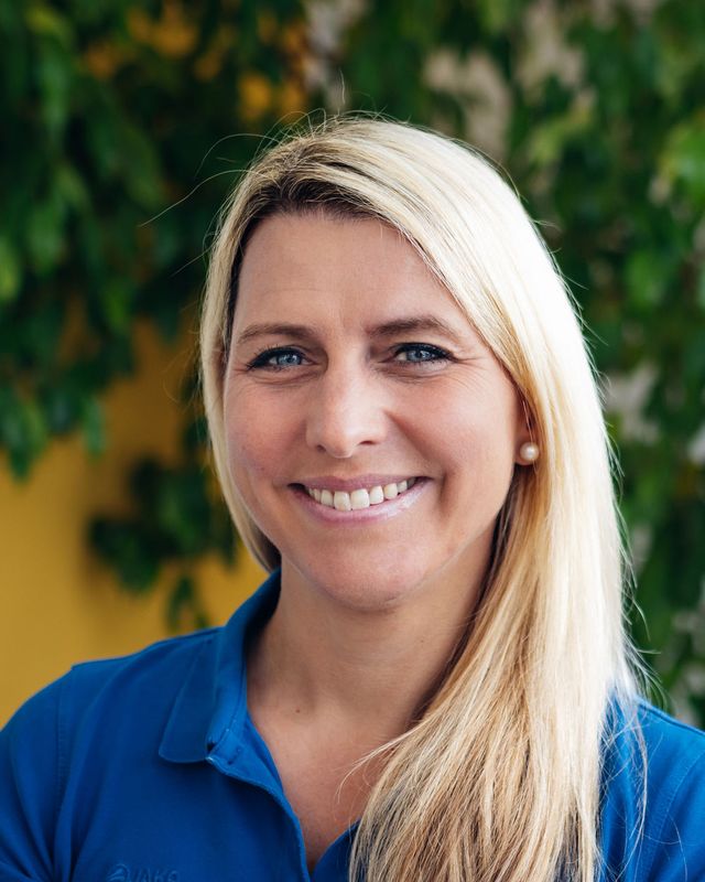 Nina Zienteck, Physiotherapeutin